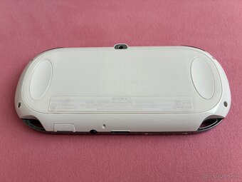 PS Vita 1100 biela s príslušenstvom - 4