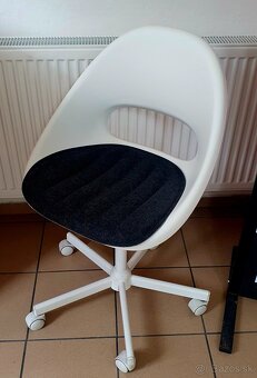 Otočná stolička s kolieskami LOBERGET / MALSKÄR - Ikea - 4