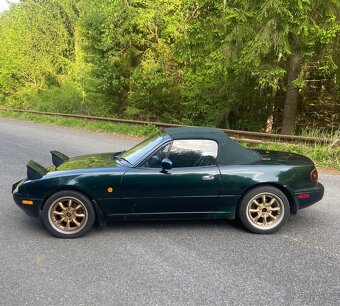 Mazda Eunos Roadster (mx5 miata) - 4