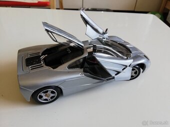1:18 Mclaren F1 - 4