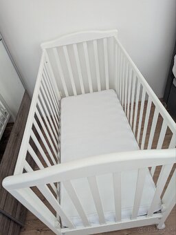 Detská postieľka Italbaby s praktickým úložnym priestorom - 4
