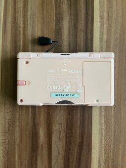 Nintendo DS Lite - 4