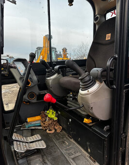 6.6t bagr mimoosa powertilt JCB 65R1 rypadlo pásák - 4