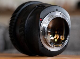 Canon EF 50mm F/1.0 L USM Ultrasonic Mount L- - 4