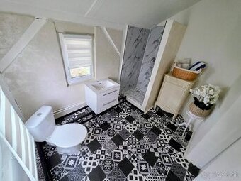 Predám murovanú chatu vhodnú na celoročné bývanie - 4