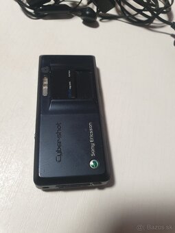 Sony Ericsson K810i - 4