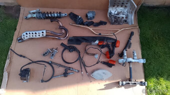 Honda NX 650 Dominator - 4