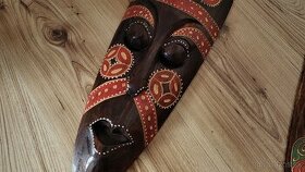 Maska z dreva Indonezia - 4