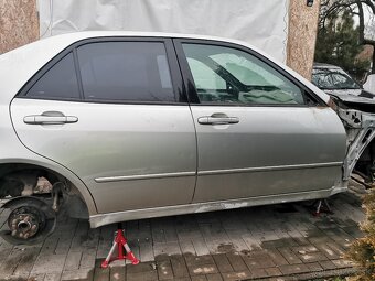 Lexus IS200 Xe10 - 4
