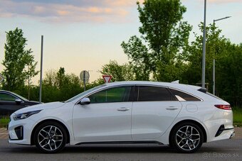 Kia ProCeed 1.4 T-GDi GT-Line - 4