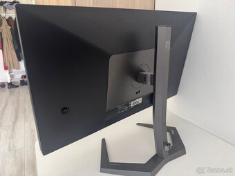 Monitor 27" Philips 27M1F58 - 4