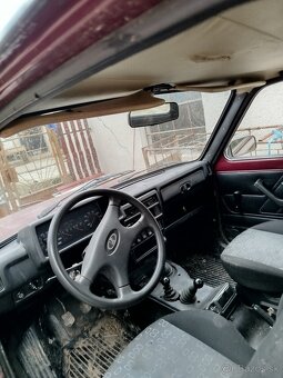 Lada Niva - 4