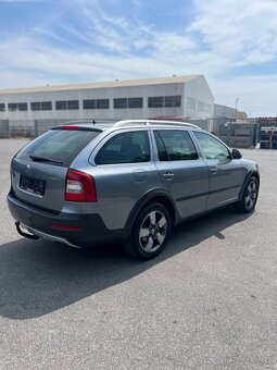 Škoda Octavia 2 facelift 4x4 Scout 2.0 TDi CR - 4