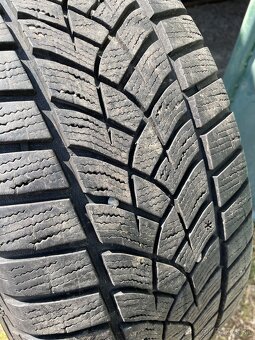 225/50 R17 zimne - 4