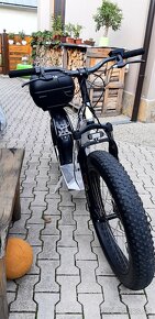 Elektricka kolobezka Hugo Bike Big One - 4