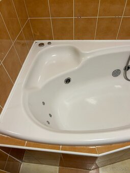 Rohová akrylátová vaňa so zástenou - 4