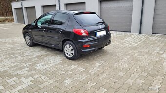 Peugeot 206+ - 4