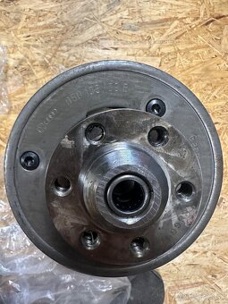 Kľukový hriadeľ 2.0 tsi - 4