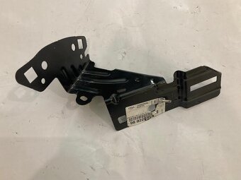 Karosárske diely Peugeot - 4