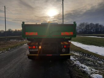 Hákový nosič kontajnerov Renault Kerax 420 - 4