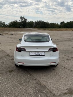 🚗 Tesla Model 3 Long Range AWD 366kW, Biely interiér Ťažné - 4