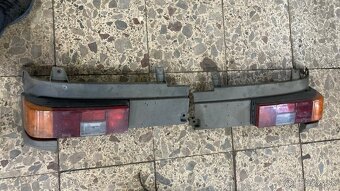 Lišty/ plasty a svetlá na Fiat 127 - 4