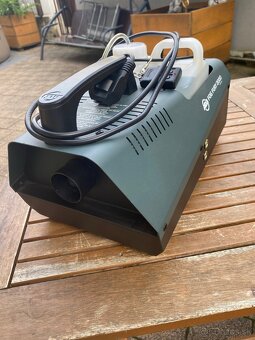 Dymostroj ADJ fury 2000 - 4