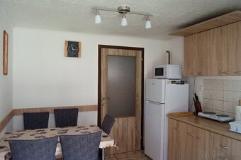 Ubytovanie neďaleko kúpaliska Vadaš - Štúrovo - 4