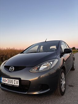 Mazda 2 - 4