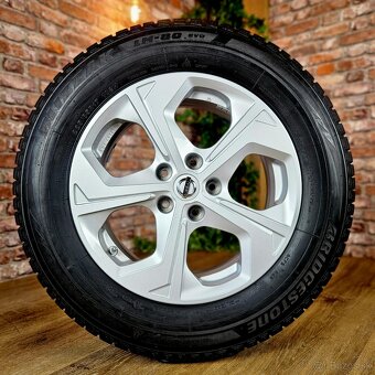 Alu R17 5x114,3 orig. NISSAN X-trail + zimné 225/65 R17 - 4