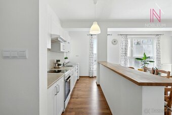 REZERVOVANÉ - 2 izbový byt v centre Senca - 60,82 m2 - 4