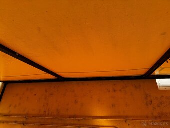 Na predaj prístrešok,pivné stoly - 4