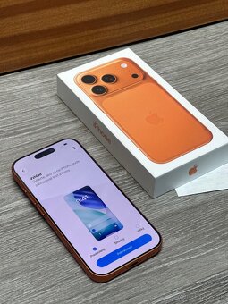iPhone 17 Pro 256GB Cosmic Orange - 4