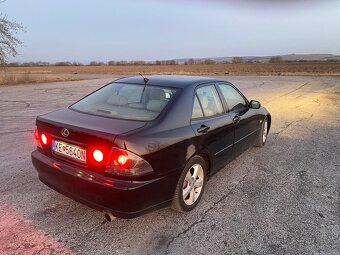 Lexus is200 - 4