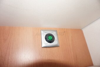 Ponúkam na predaj celoročný karavan AVENTO - 4