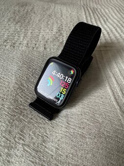 Apple Watch SE (Gen 2) v záruke do 2027 - 4