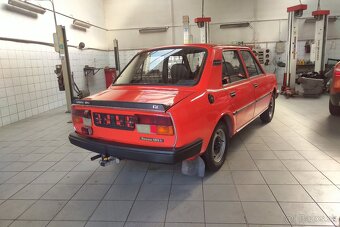 Škoda 105 GL - 4