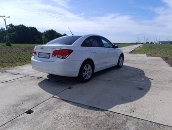 Chevrolet Cruze 2.0 VCDi 92kW LS Plus – 1. majiteľ - 4