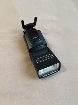 Blesk Neewer TT560 Speedlite - 4