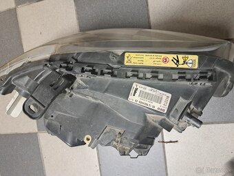 BMW 1 (E87) predné bixenónové svetlá. - 4