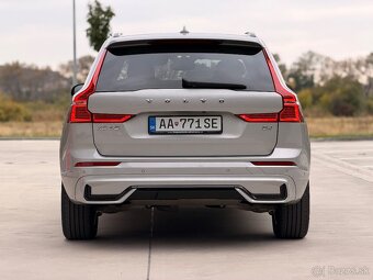 TOP Predaj Volvo XC60 B4(D) ZÁRUKA do 8.3.2028 - 4