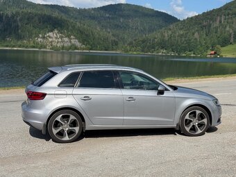 Audi A3 Sportback - 4
