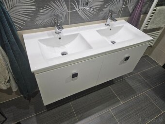 Nabytok do kupelne - 4