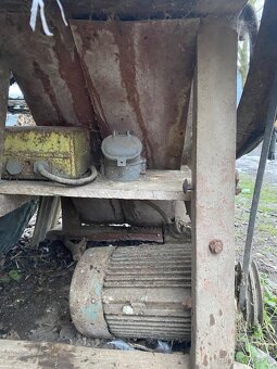 Predám sečkareň - 4