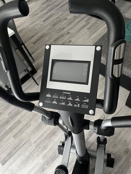 Elipticky trenažer - 4