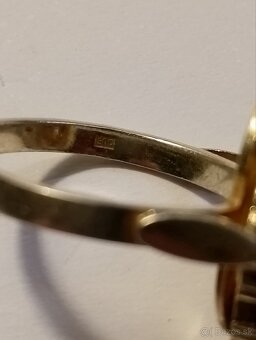 Strieborný prsteň s Českym granátom ;pozlatene - 4