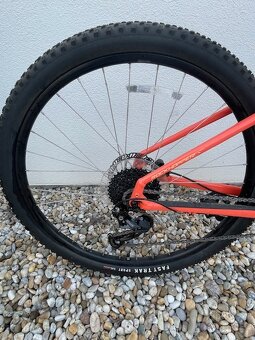 Predám značkový horský bicykel MTB SPECIALIZED - 4