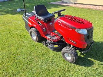 Predám zahradny traktor mtd LE 180/92H - 4