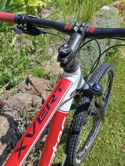 Horský bicykel v dobrom stave. - 4