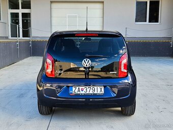 Volkswagen UP - 4